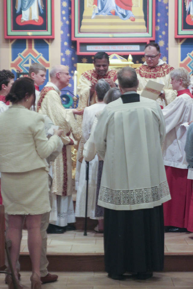 2026-StMary-EasterVigil (139 of 215).jpg